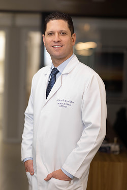 Dr. Gustavo de Los Santos